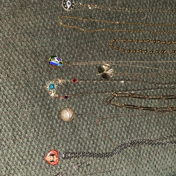 Necklace bundle - Picture 7 of 16